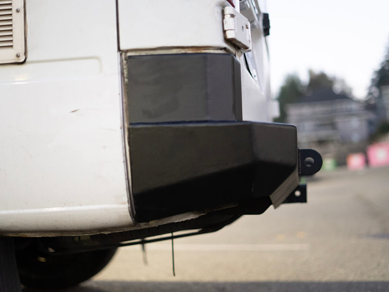1st Generation Mercedes Sprinter Rear Bumper Kit - Photo 3
