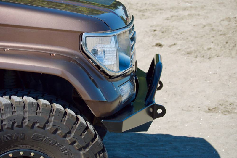 70 Series Land Cruiser High Clearance Front Bumper Kit - Photo 11